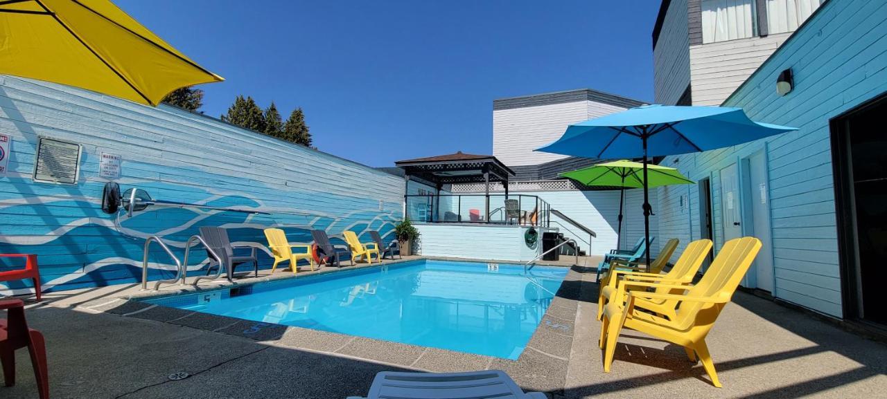 גיבסונס The Cedars Inn Hotel & Convention Centre מראה חיצוני תמונה