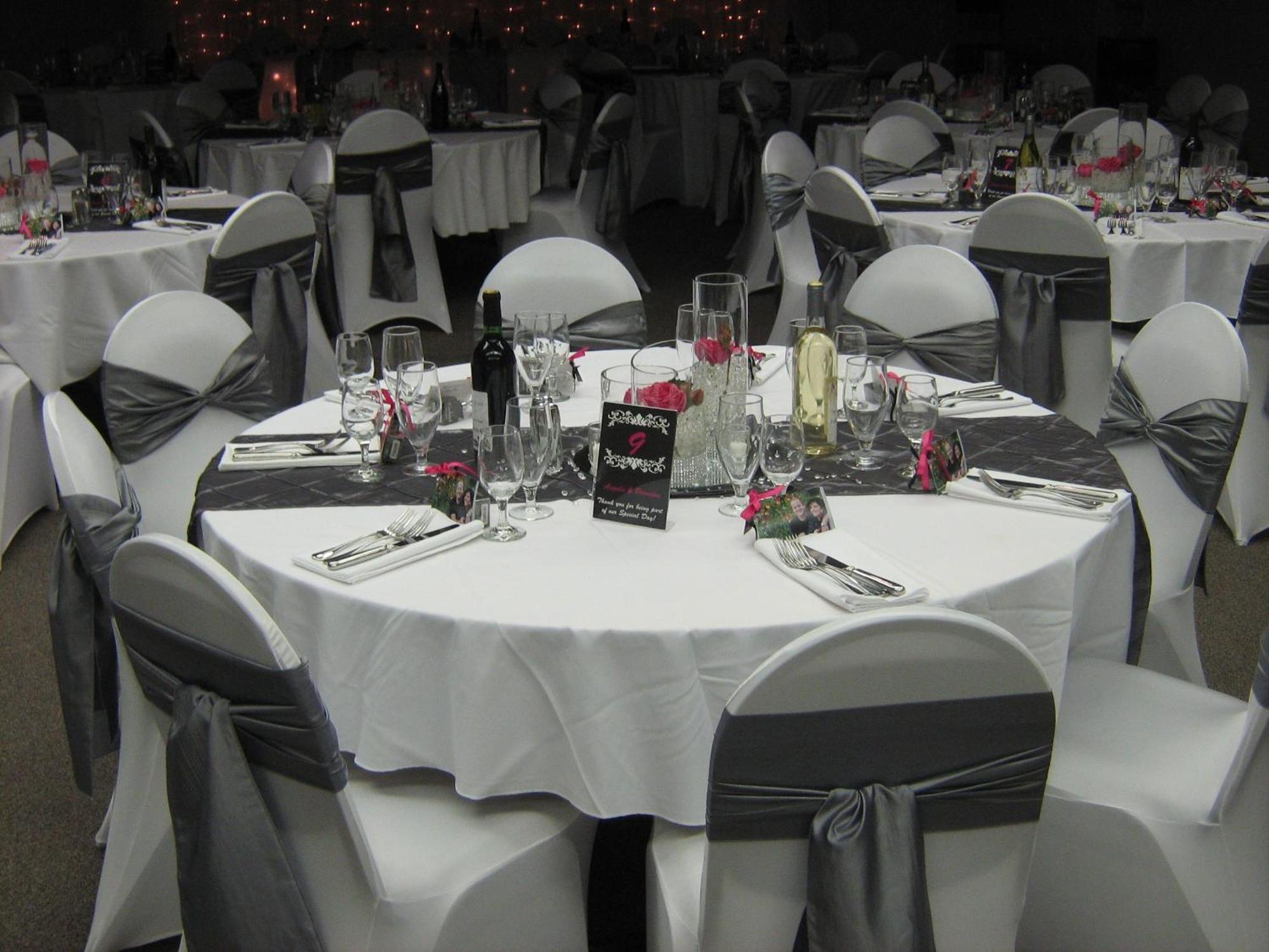 גיבסונס The Cedars Inn Hotel & Convention Centre מראה חיצוני תמונה